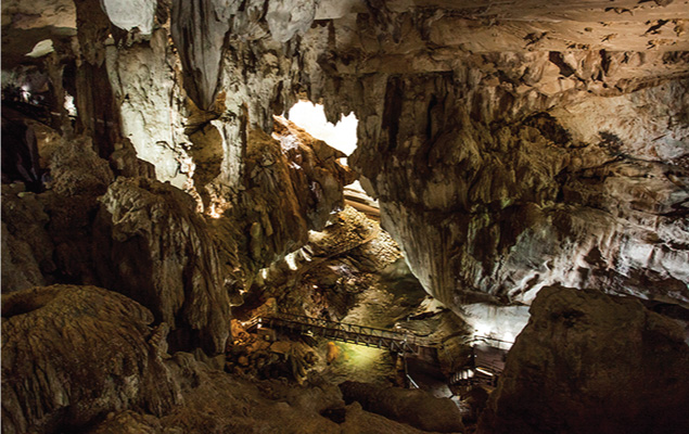 Mulu Show Caves Mulu Show Caves
